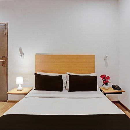 Townhouse Near Secunderabad Railway Station, Yashoda Hospital, Patny Centre Εξωτερικό φωτογραφία